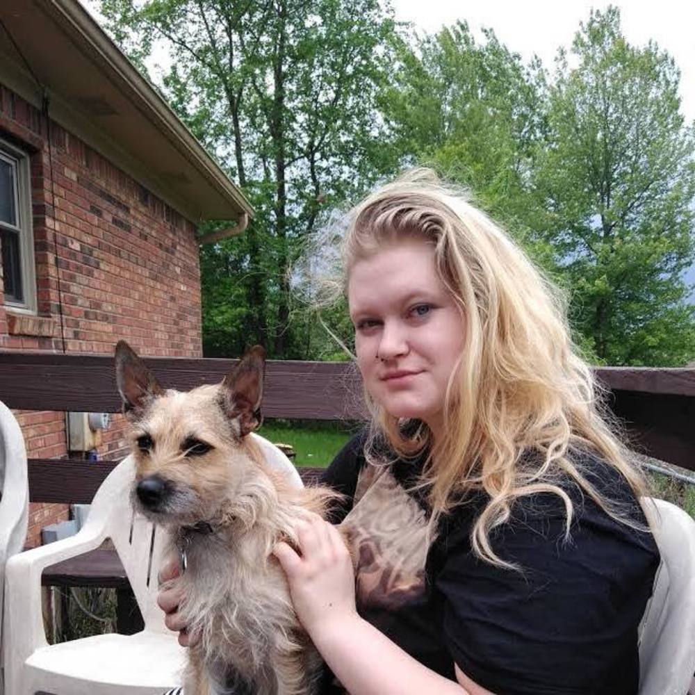 Meet your Posher, Casey